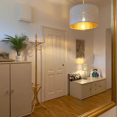 Apartment Gorup Palace *